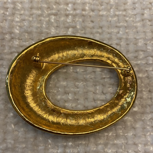 Vintage JACKIE COLLINS Gold Tone Enamel Panther Brooch Pin - Picture 6 of 7